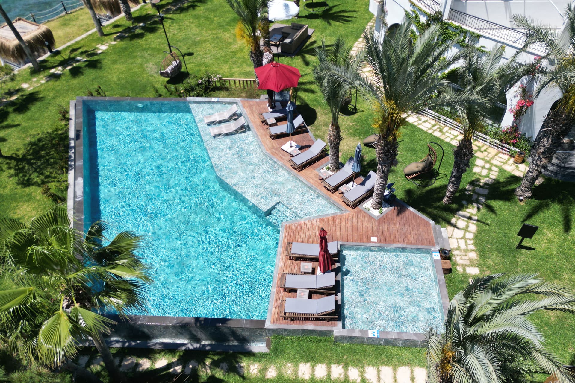 Elysium Garden Hotel